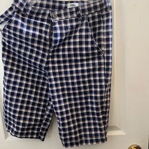 FINAL MARKDOWN Boys old navy shorts 16